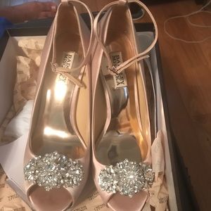 Badgley mischka Dallas pumps